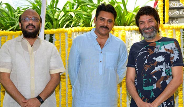 భీమ్లా నాయక్ వాయిదా వెనుకున్నది అతనేనా..?