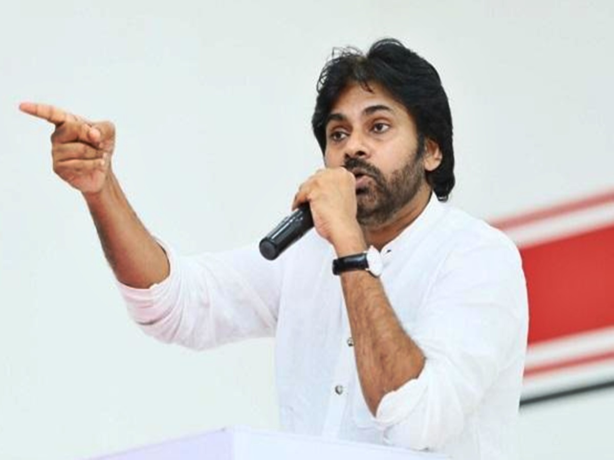 Pawan Kalyan: విద్యుత్‌ ఛార్జీలపై ఉద్యమం.. ఉచిత విద్యుత్ హామీ ఏమైంది..?