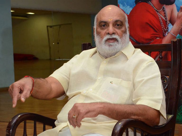 టిక్కెట్ రేట్లు, షోస్ పై స్పందించిన దర్శకేంద్రుడు!