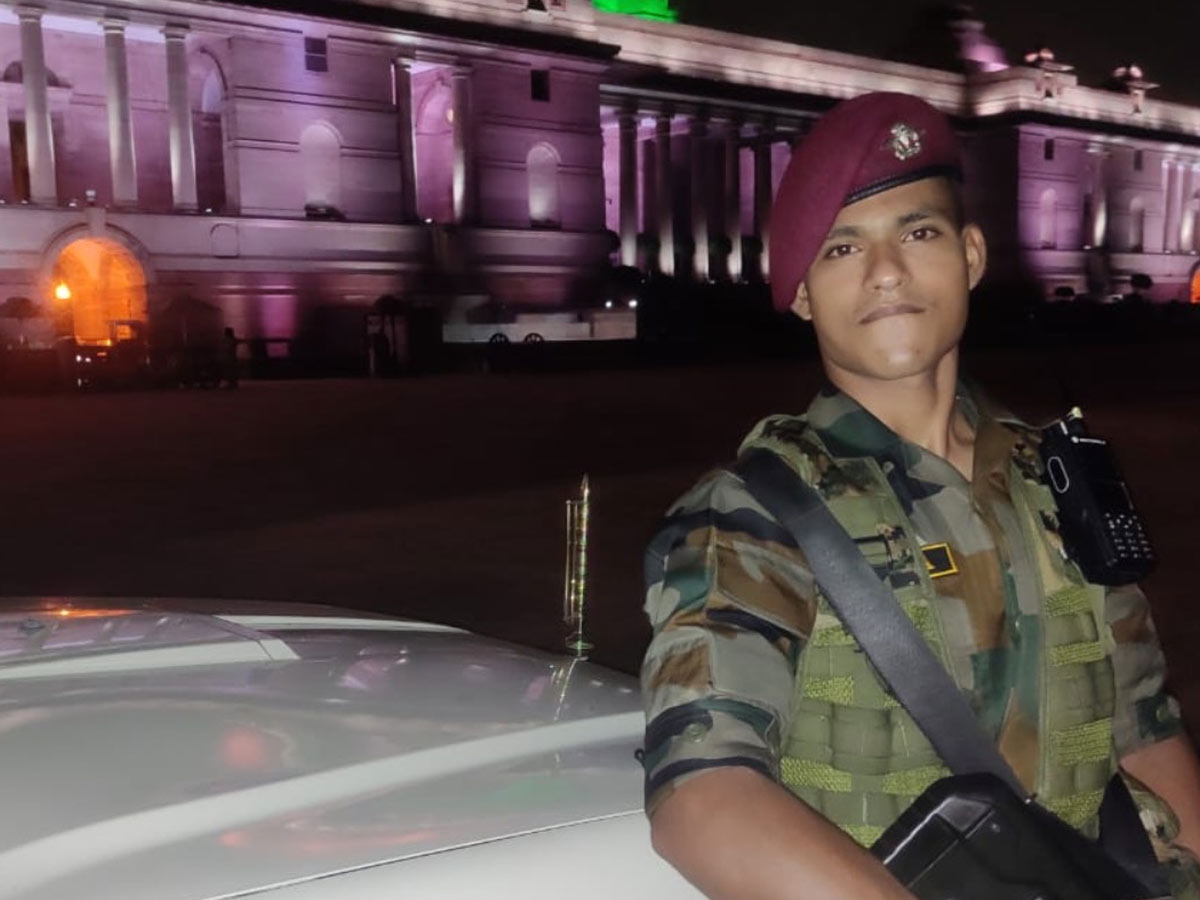 ఢిల్లీ నుంచి బయలుదేరిన సాయితేజ పార్ధీవదేహం