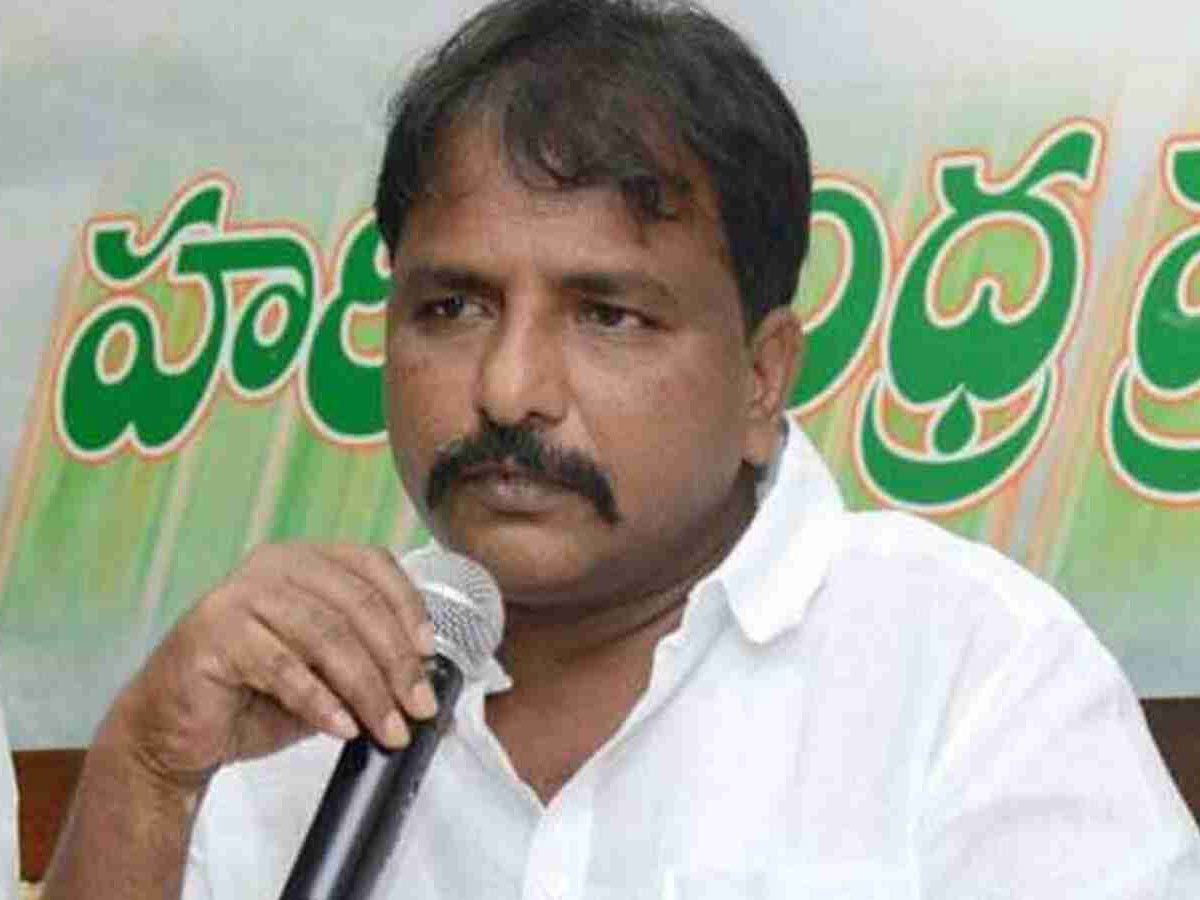 Sailajanath: జంగారెడ్డిగూడెం ఘటనపై హెచ్చార్సీకి కంప్లైంట్