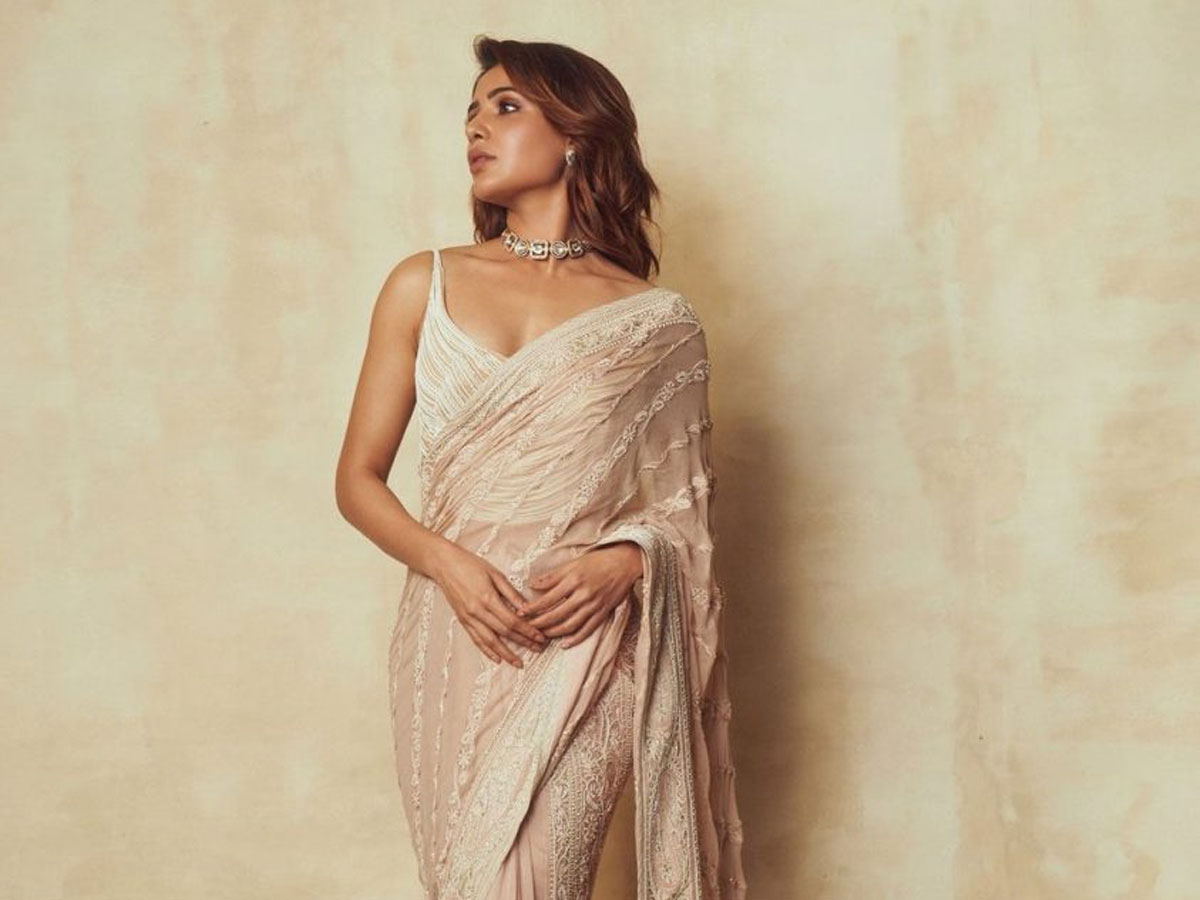 సమంత గ్లామర్ షో…