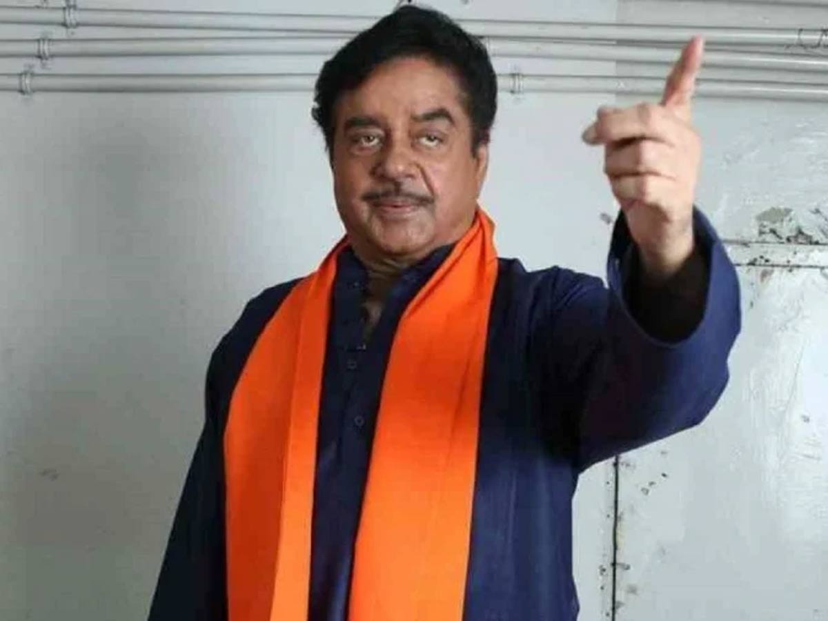 విలక్షణమే శత్రుఘ్న సిన్హాకు సలక్షణం!