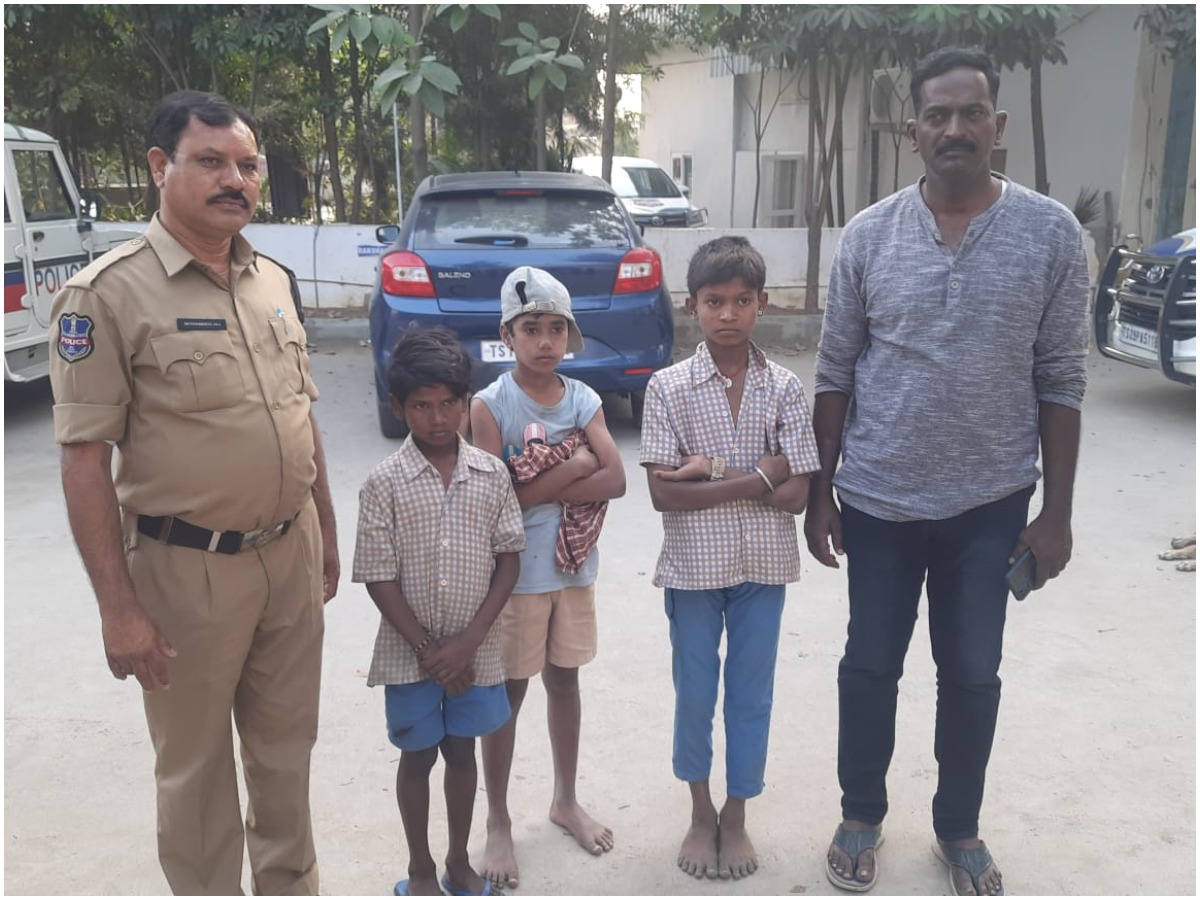 ఈ చదువులు మాకొద్దు.. ముగ్గురు విద్యార్ధుల అదృశ్యం!