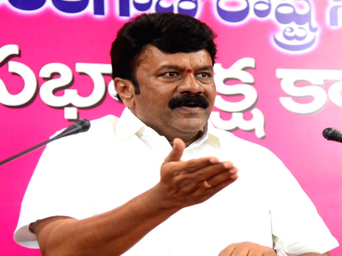 రొయ్య పిల్లల పంపిణీ పర్యవేక్షణకు కమిటీ: శ్రీనివాస్‌ యాదవ్‌