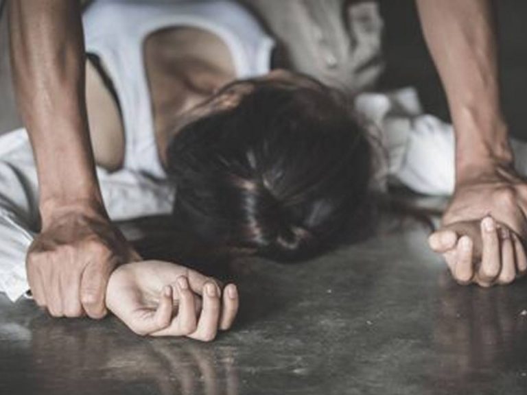 దారుణం: చెల్లిపై అన్న అత్యాచారం.. స్కూల్లో దింపుతానని చెప్పి