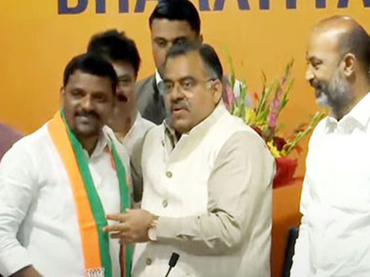 బీజేపీలో చేరిన తీన్మార్ మల్లన్న