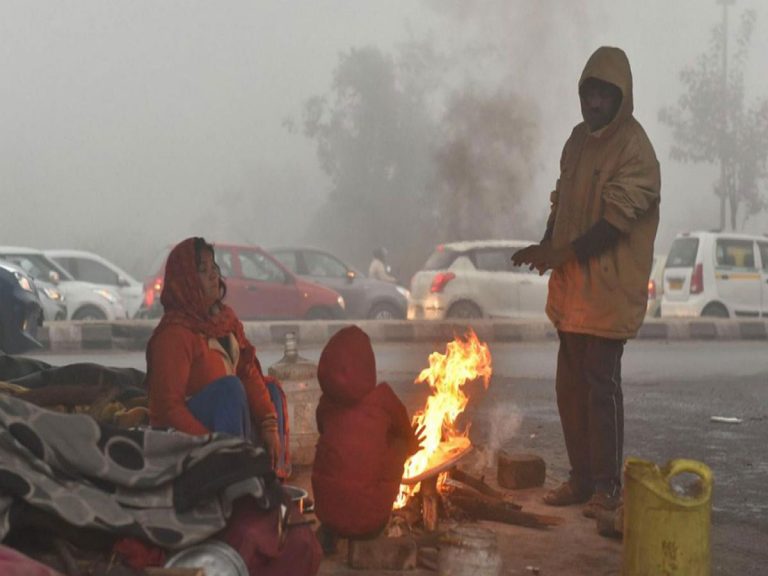 ఆదిలాబాద్ జిల్లాలో రోజు రోజుకు పడిపోతున్న ఉష్ణోగ్రతలు…