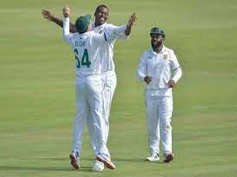 174 పరుగులకు భారత్ ఆలౌట్