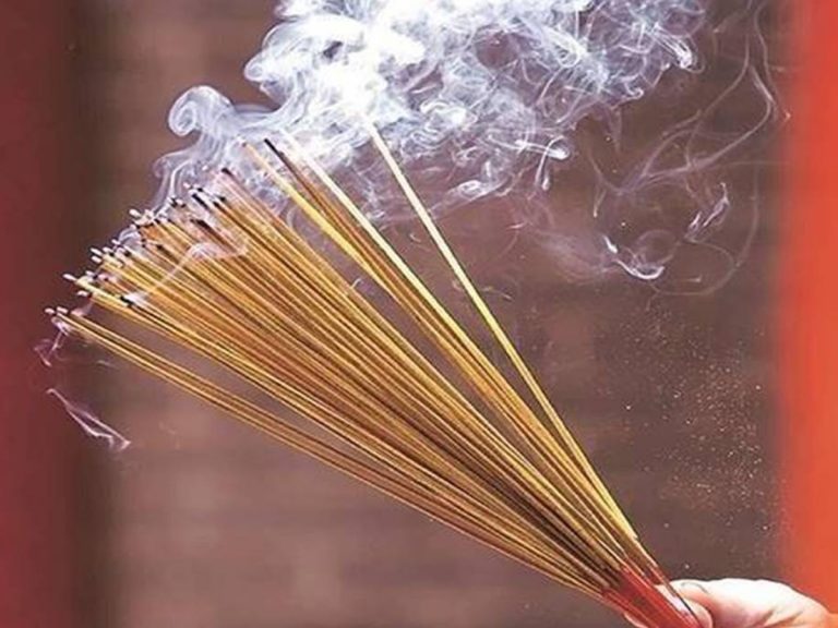 టీటీడీ అగర్‌బత్తీల తయారీపై వివాదం