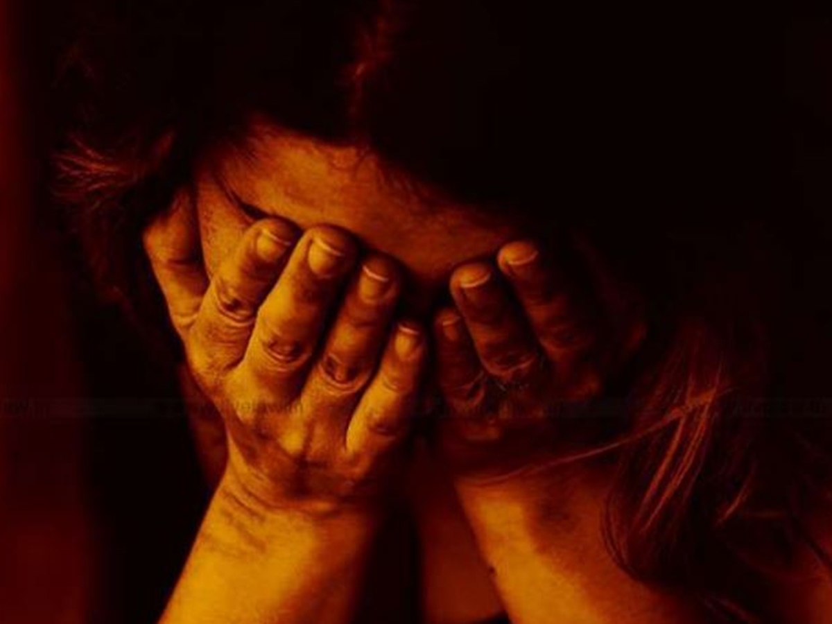 అంకుల్ అని పిలిచిన యువతి.. కోపంతో ఆ వ్యక్తి చేసిన పనికి…