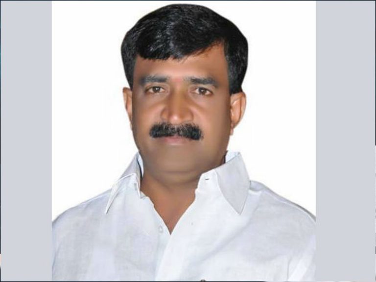 కేసీఆర్ రైతు బిడ్డ.. రేవంత్ రెడ్డి కమర్షియల్ బిడ్డ : వంటేరు ప్రతాప్ రెడ్డి