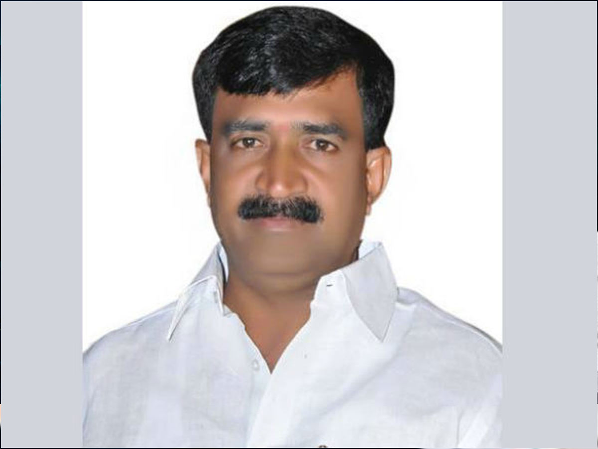 కేసీఆర్ రైతు బిడ్డ.. రేవంత్ రెడ్డి కమర్షియల్ బిడ్డ : వంటేరు ప్రతాప్ రెడ్డి