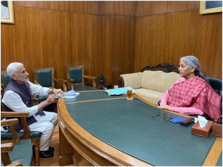 నిర్మలా సీతారామన్‌తో విజయసాయి భేటీ