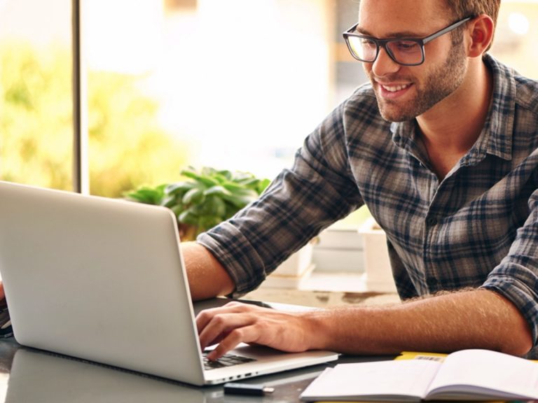 కొత్త ఏడాదిలోనూ ఐటీ ఉద్యోగులకు వర్క్ ఫ్రమ్ హోమ్