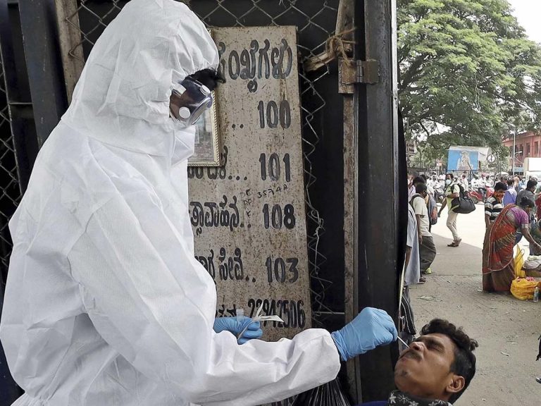 క‌ర్ణాట‌క‌లో క‌రోనా విజృంభ‌ణ‌… బెంగ‌ళూరులో రికార్డ్ స్థాయిలో…