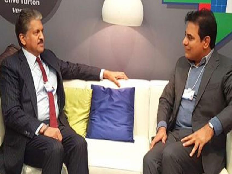 ఒకరికొకరు థ్యాంక్స్‌ చెప్పుకున్న ఆనంద్‌ మహీంద్రా, కేటీఆర్..