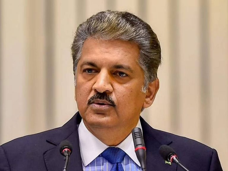 చిన్నారుల ప‌రేడ్‌కు ఆనంద్ మ‌హీంద్రా ఫిదా…