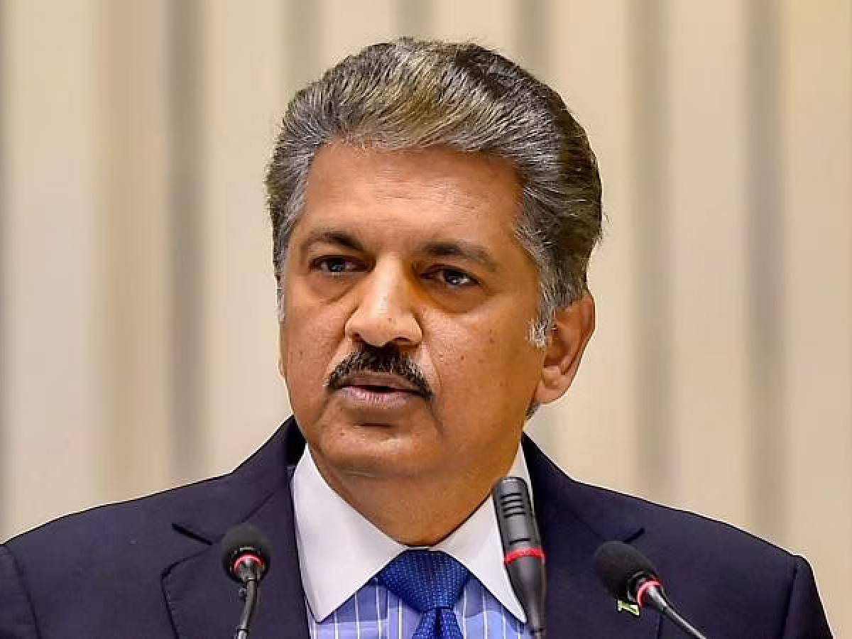 చిన్నారుల ప‌రేడ్‌కు ఆనంద్ మ‌హీంద్రా ఫిదా…