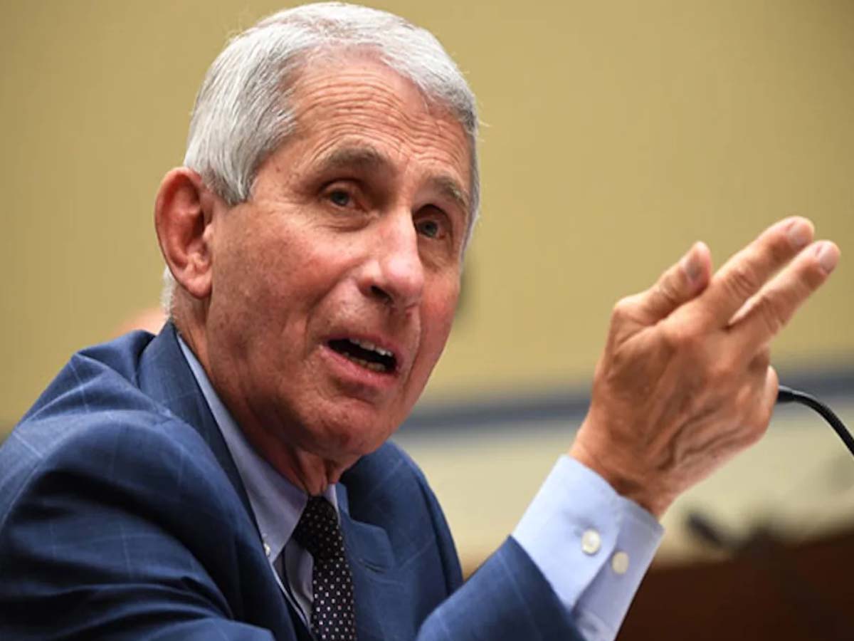 ఆంటోనీ ఫౌచీ కీల‌క వ్యాఖ్య‌లు:  క‌రోనా అంతం సాధ్యం కాదు… క‌లిసి బ‌త‌కాల్సిందే…