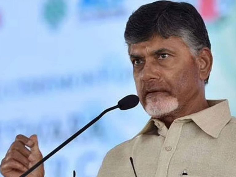 ఎవడబ్బ సొమ్మని 10 వేలు కట్టమని అడుగుతున్నారు : చంద్రబాబు