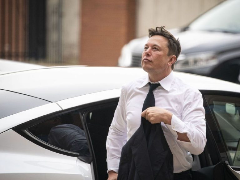 ఎల‌న్ మ‌స్క్‌ను భ‌య‌పెట్టిన 19 ఏళ్ల కుర్రోడు…