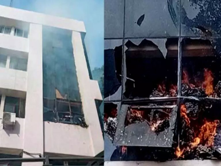 జీహెచ్‌ఎంసీ ఆఫీసులో అగ్నిప్రమాదం.. ఫైల్స్‌ దగ్ధం..