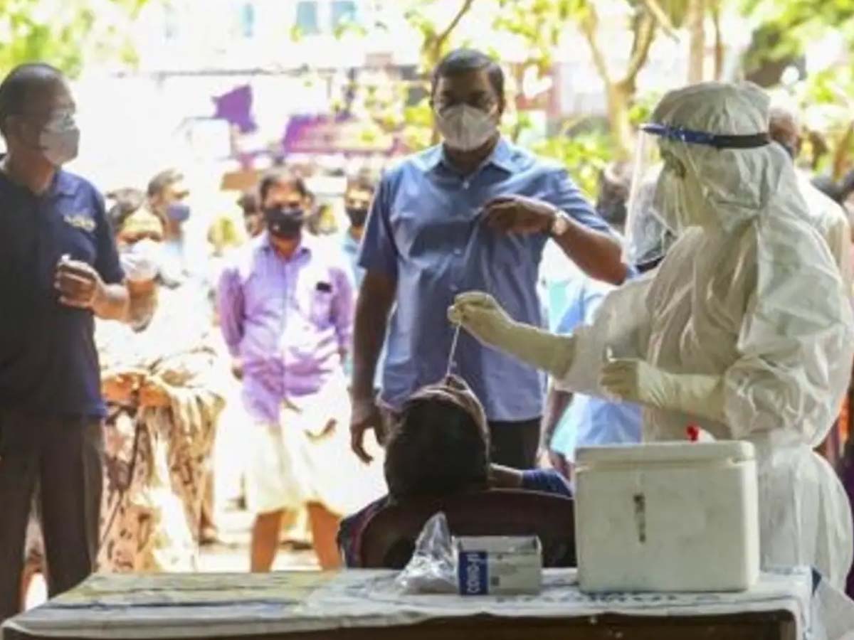 భ‌య‌పెడుతున్న రిపోర్ట్‌: జ‌న‌వ‌రి మూడో వారం వ‌ర‌కు 80 ల‌క్ష‌ల కేసులు…!!