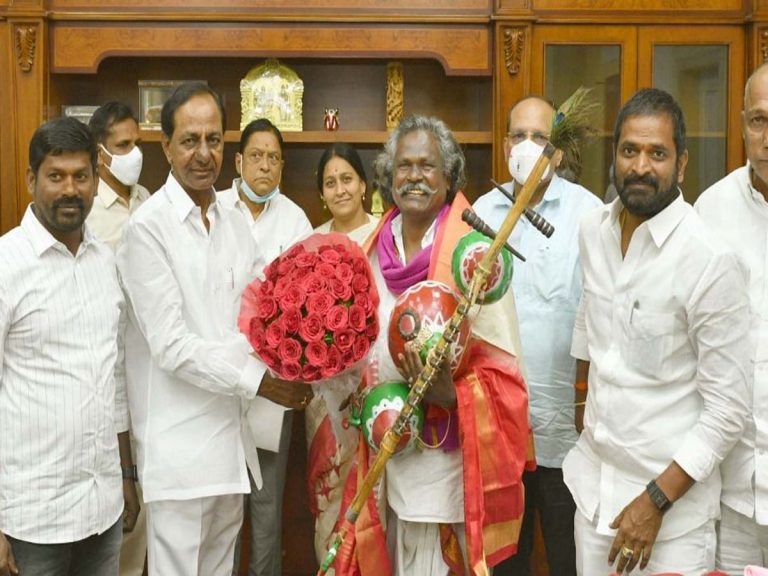 ప‌ద్మ‌శ్రీ మొగిల‌య్య‌కు సీఎం కేసీఆర్ భారీ సాయం..