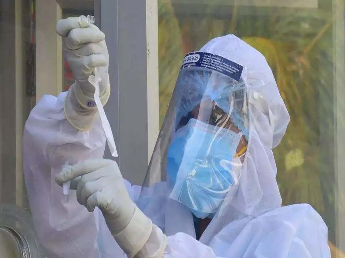 తెలంగాణ‌లో కొత్త‌గా 12 ఒమిక్రాన్ కేసులు…