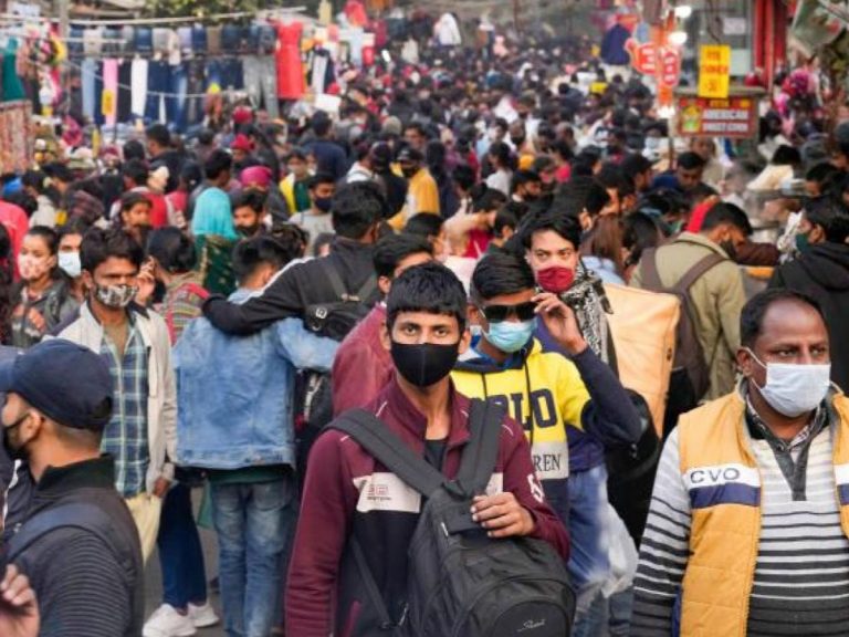 ఒమిక్రాన్‌ వెలుగుచూసిన చోట ఆంక్షలు ఎత్తివేత..