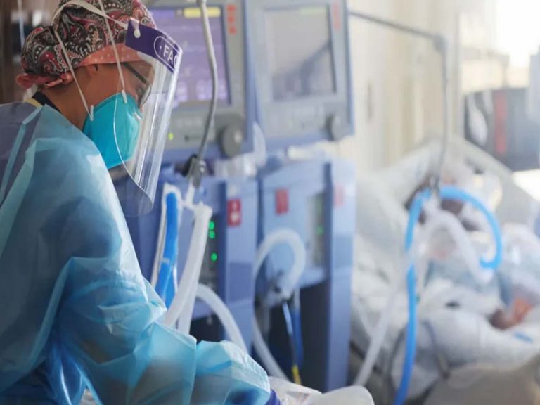 హెల్త్ ఎమ‌ర్జెన్సీ:  ఒక్క‌రోజులో 1.32 ల‌క్ష‌ల మంది చేరిక‌…