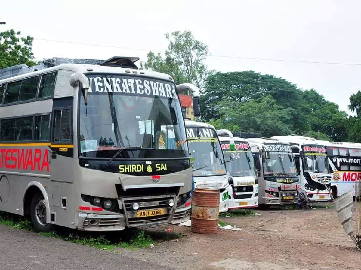 సంక్రాంతి వేళ.. ప్రైవేటు ట్రావెల్స్‌పై అధికారుల నజర్‌..