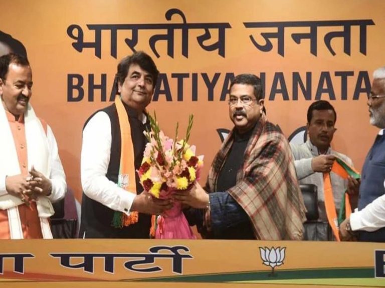 కాంగ్రెస్‌కు కీల‌క నేత షాక్‌.. బీజేపీ గూటికి కేంద్ర మాజీ మంత్రి