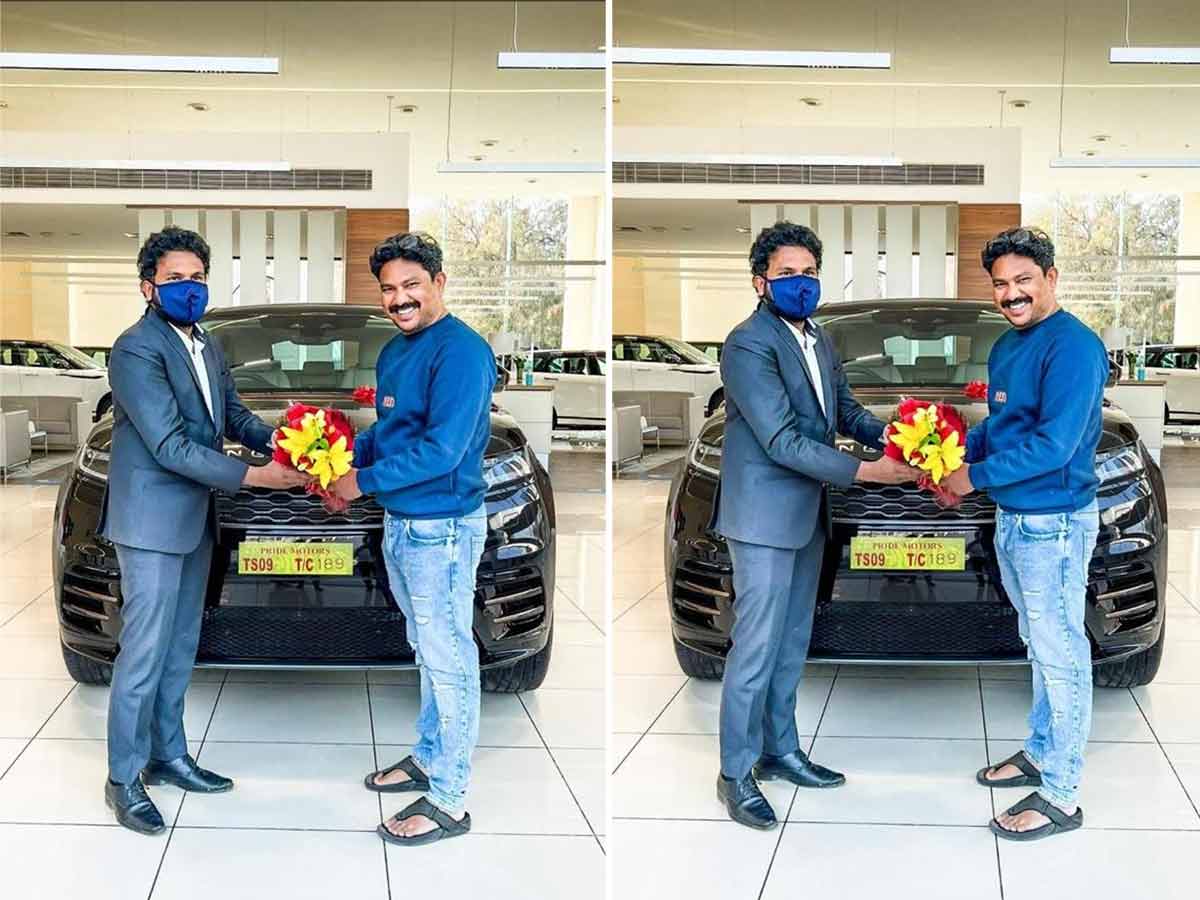 “ఖిలాడీ” దర్శకుడికి కాస్ట్లీ గిఫ్ట్… విడుదలకు ముందే…!