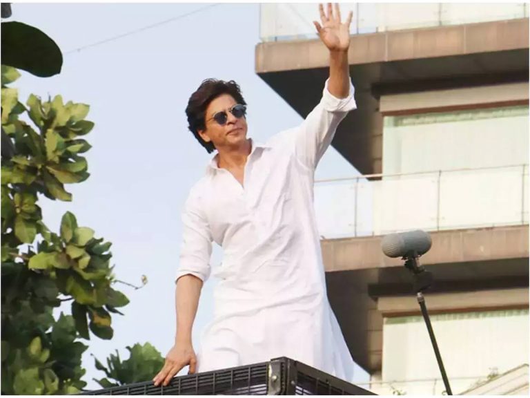 షారుఖ్ ఇంటికి బాంబు బెదిరింపులు… నిందితుడు అరెస్ట్