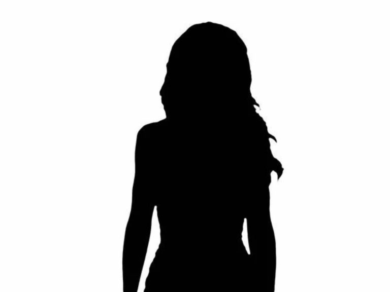 ఆగని అరాచకాలు.. గిరిజన మహిళను వివస్త్రను చేసి..