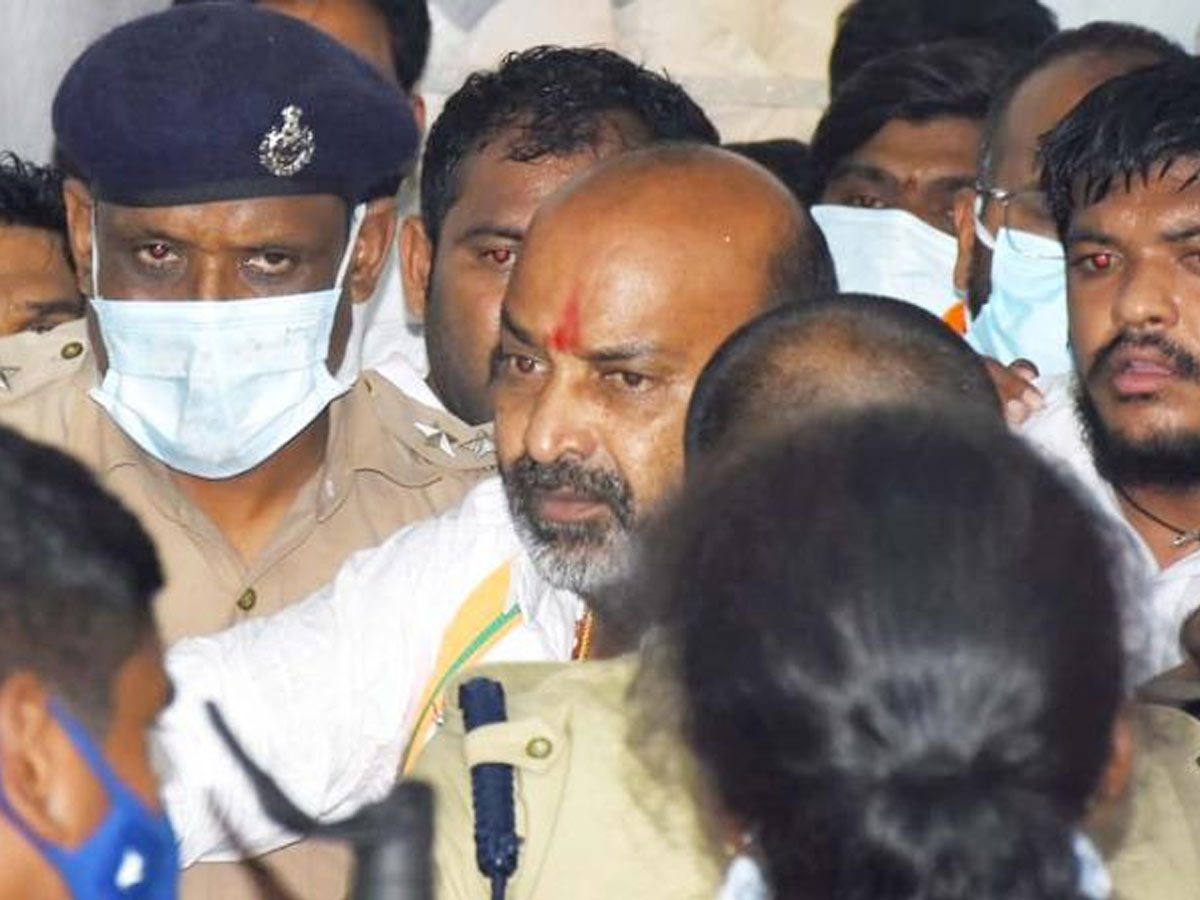 బ్రేకింగ్‌ : బండి సంజయ్ కి 14 రోజులు రిమాండ్..