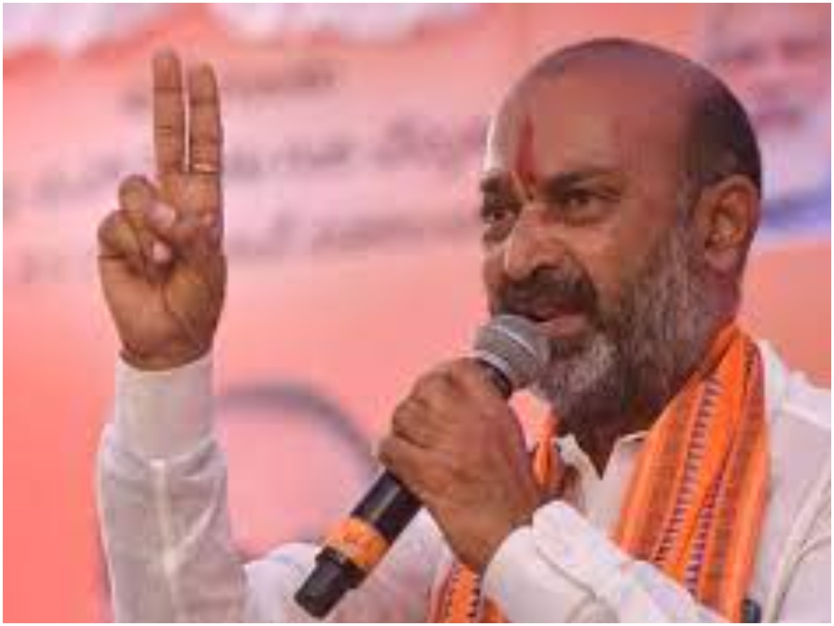 సీఎం కేసీఆర్ పై నిప్పులు చెరిగిన బండి సంజయ్