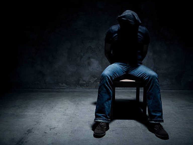 షాకింగ్: యువ దర్శకుడు కిడ్నాప్.. రూ. 30 లక్షలు డిమాండ్