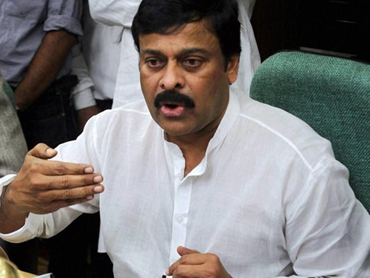 రాజకీయాలపై మెగాస్టార్ చిరంజీవి కీలక వ్యాఖ్యలు