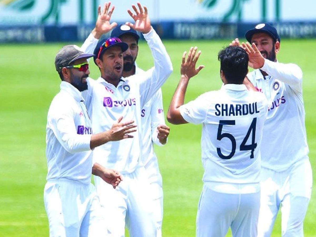 శార్దుల్‌ మ్యాజిక్‌తో 226 పరుగులకే సౌతాఫ్రికా ఆలౌట్‌