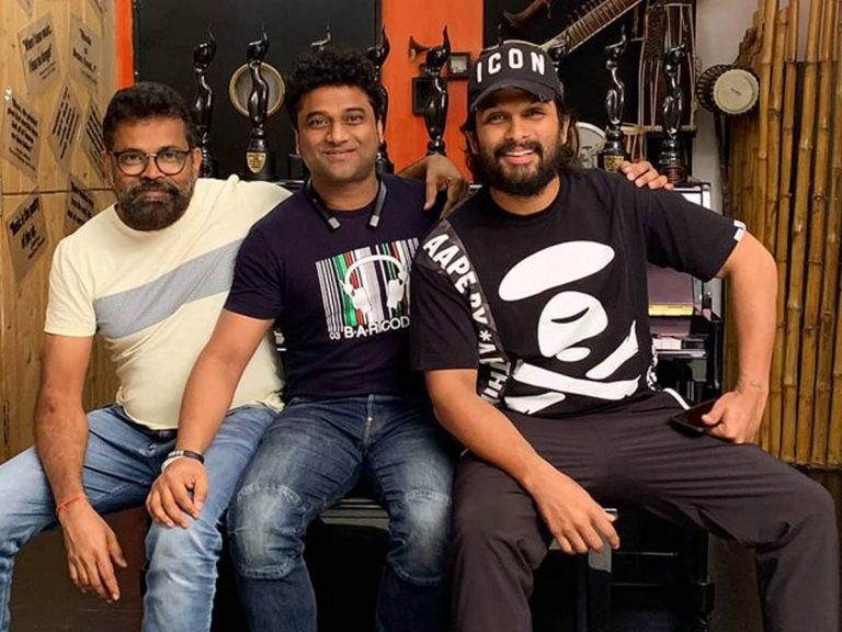 ‘పుష్ప’ సక్సెస్ పార్టీ.. అందరి చూపు అతడిపైనే