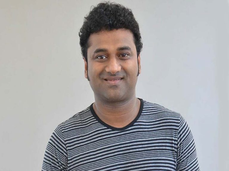 టీ సీరీస్ సినిమాతో దేవిశ్రీ బాలీవుడ్‌ ఎంట్రీ