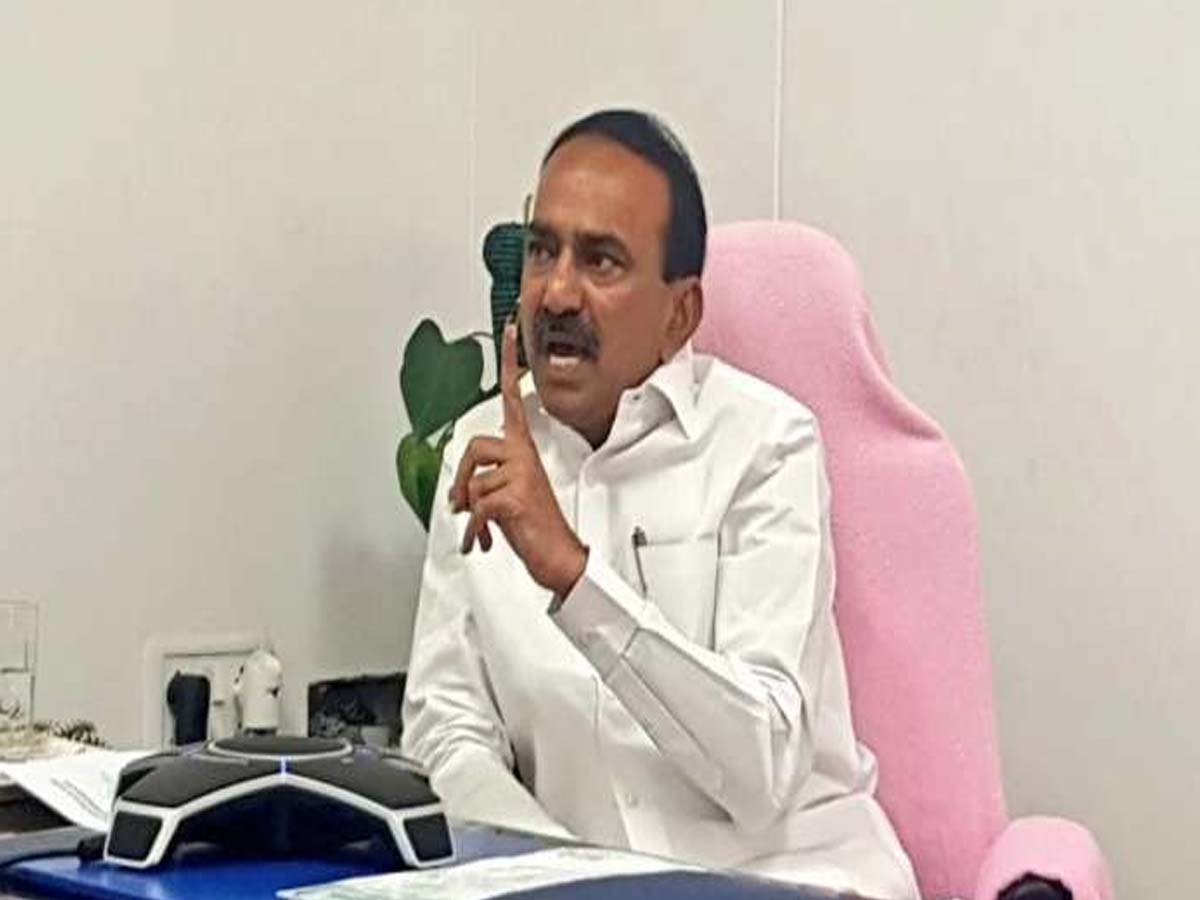 మూడేళ్లు కుంభకర్ణ నిద్రపోయిండా కేసీఆర్‌..? : ఈటల రాజేందర్‌