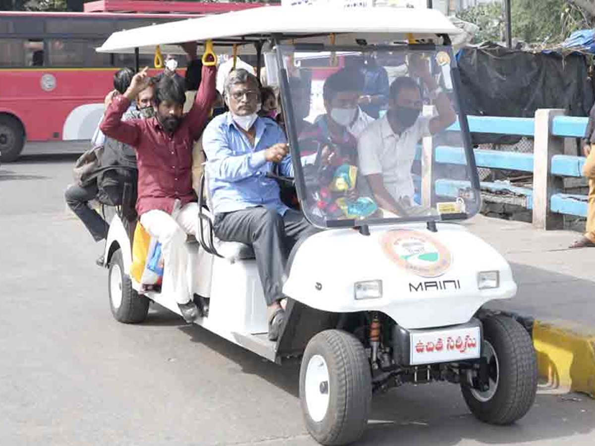 సీబీఎస్ నుంచి ఎంజీబీఎస్ వరకు ఉచిత వాహన సేవలు: టీఎస్ఆర్టీసీ
