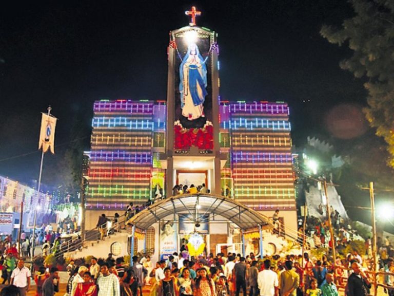 కరోనా ఎఫెక్ట్.. గుణదల మేరీమాత ఉత్సవాలు రద్దు