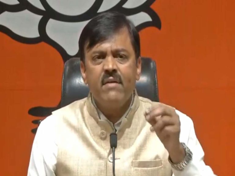 ప్రధానిని అడ్డుకోవడం రాజకీయ కుట్ర: జీవీఎల్‌