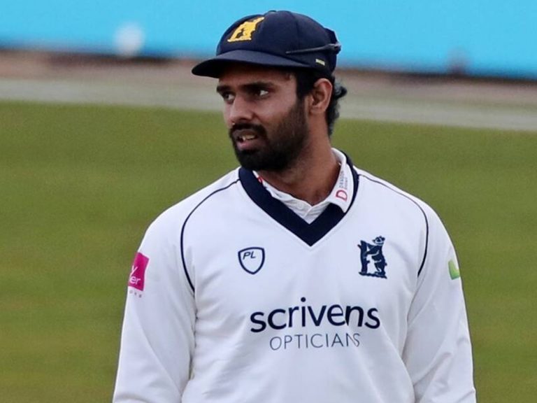 ఇకనైనా విహారికి అవకాశం ఇవ్వండి: గంభీర్