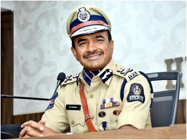 ఎన్నారైల సోషల్ మీడియా పోస్టులపై నిఘా